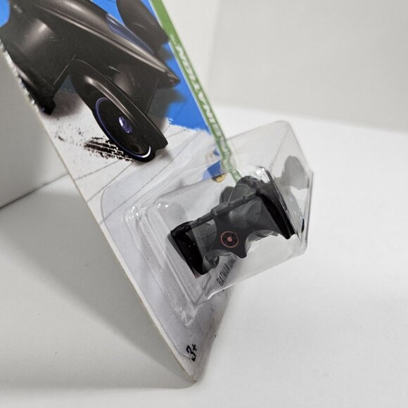 Hot Wheels Batman Live Batmobile 2013 HW Imagination Series Die-Cast Car New - Picture 7 of 9